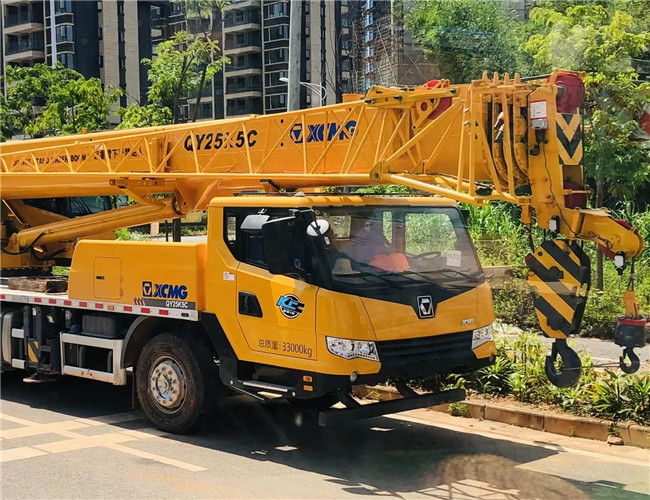 林芝市大件设备吊装租赁吊车