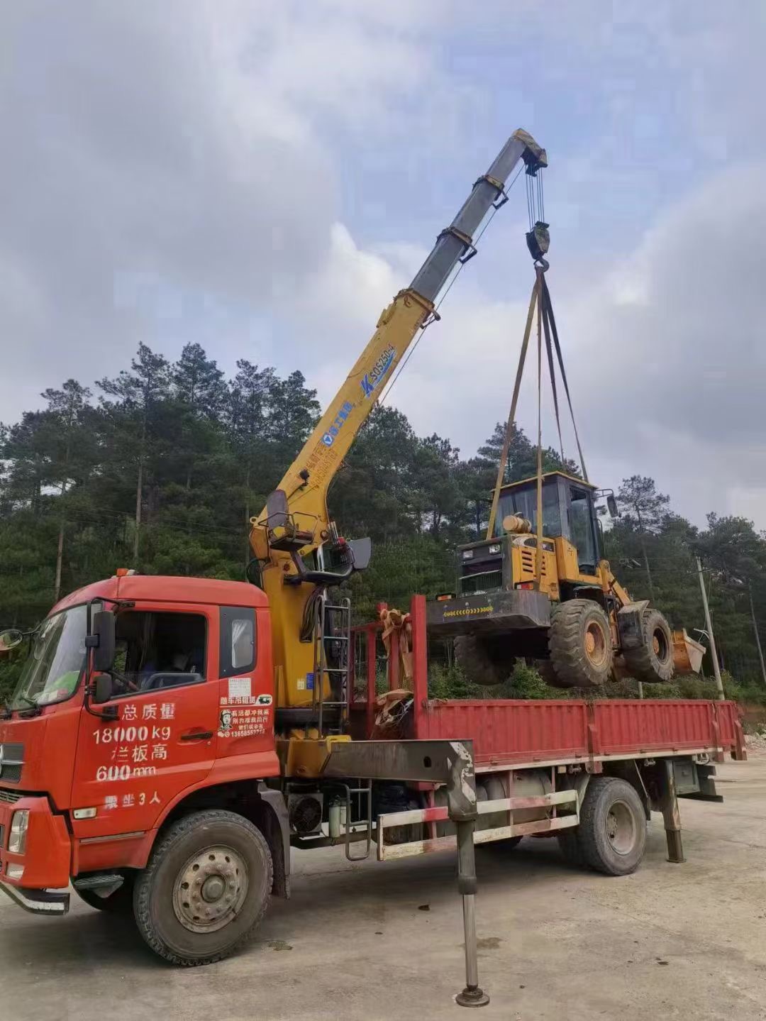 林芝市找吊车出租公司的时候需要注意什么
